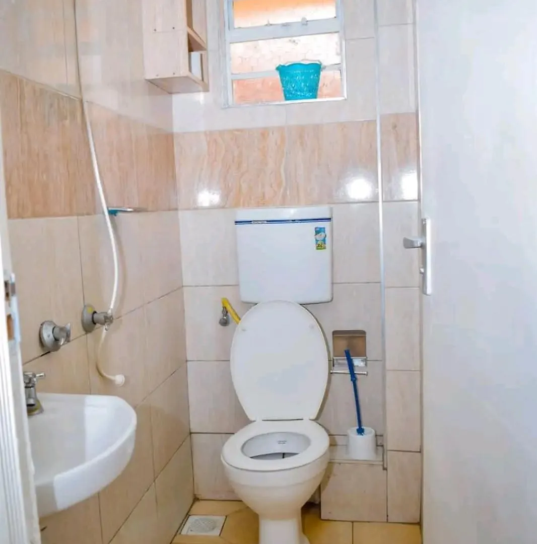 Unique Classy Massage Spa Кампала